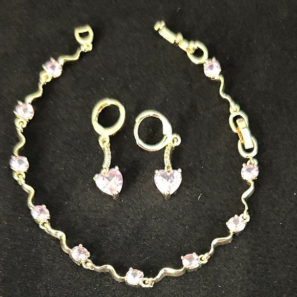 BRAND NEW ASSORTED JEWELERY GOLD PLATED WITH COLORED STONE - Picture 7 of 9